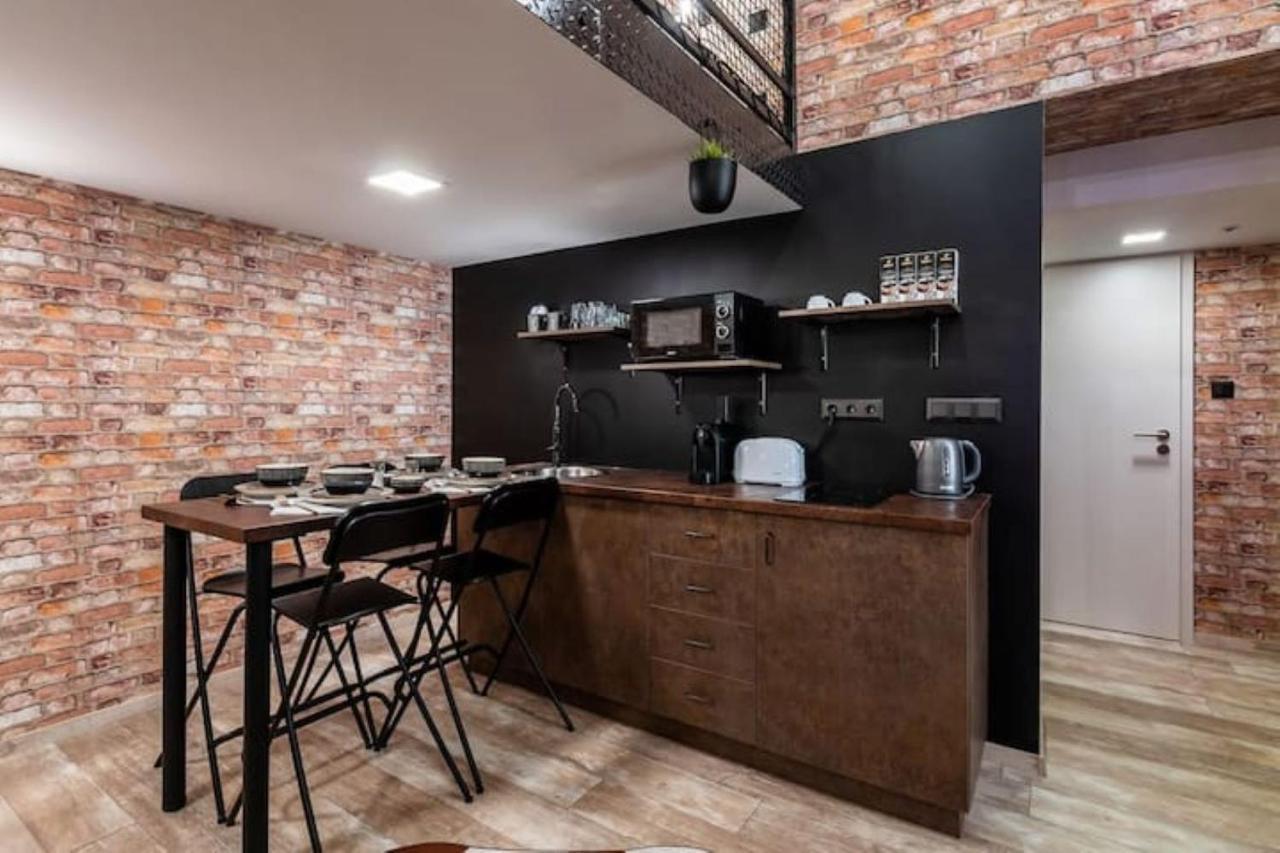 Very Stylish And Central Ac Apartment Boedapest Buitenkant foto