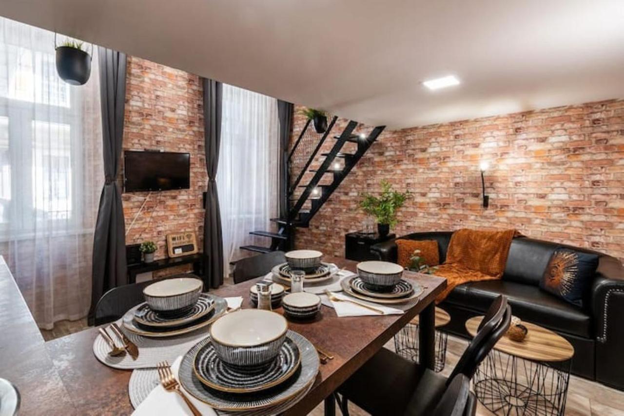Very Stylish And Central Ac Apartment Boedapest Buitenkant foto
